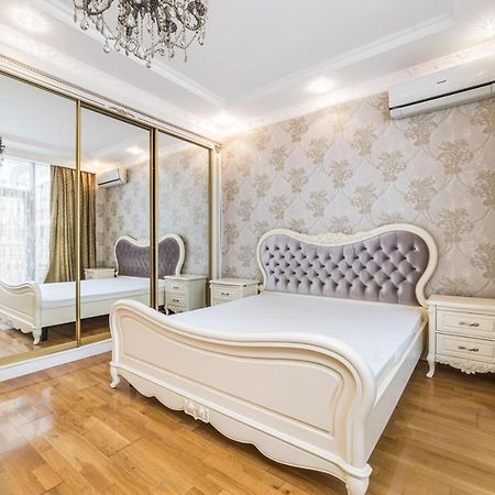 Gefest 2-Bedrooms Apartment With Terrace Одеса Екстер'єр фото