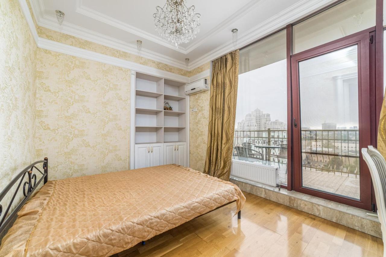 Gefest 2-Bedrooms Apartment With Terrace Одеса Екстер'єр фото